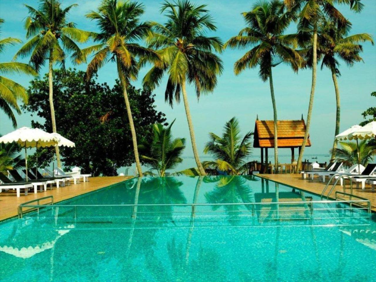 Abad Whispering Palms Hotell Kumarakom Eksteriør bilde