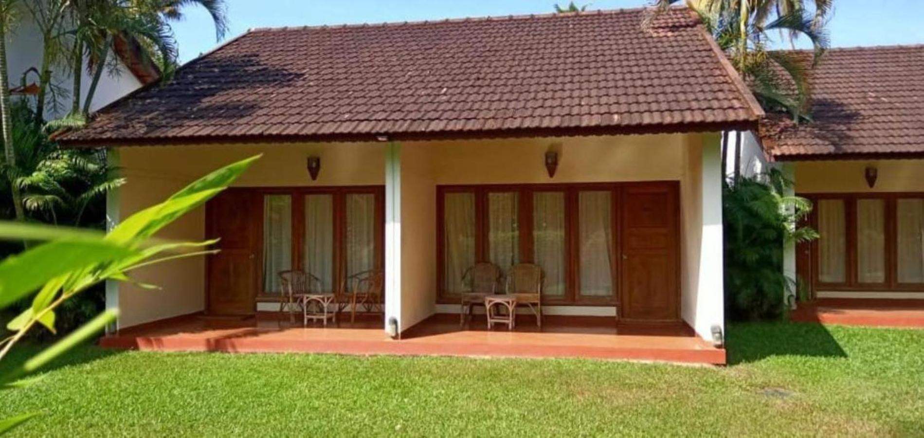 Abad Whispering Palms Hotell Kumarakom Eksteriør bilde